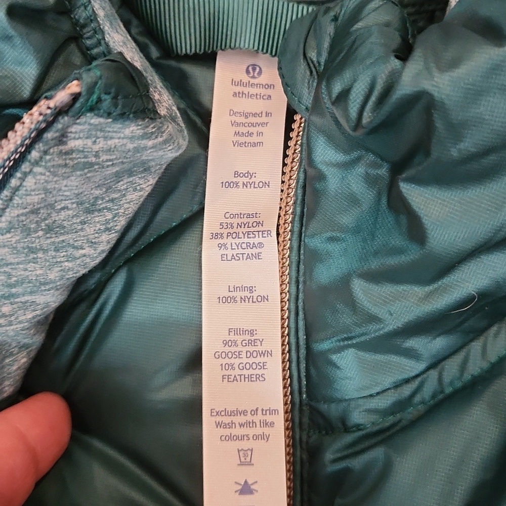 Lululemon Down For A Run Vest - Picture 2 of 6